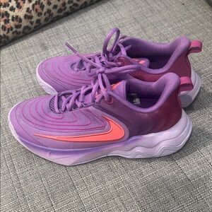 Boys Nike basketball shoes